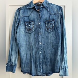 Wrangler Blue Denim Button Down Shirt